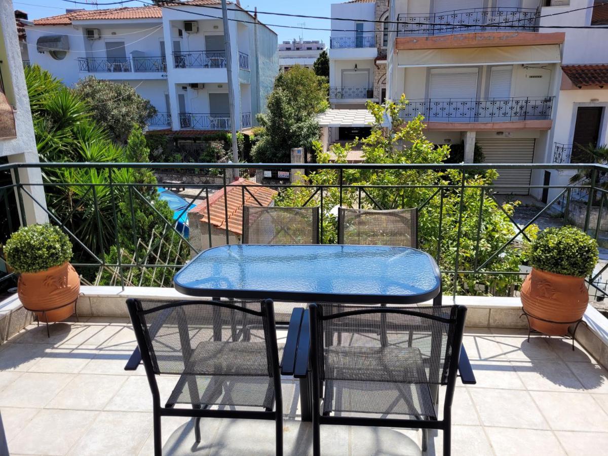 Anris & Dianas Dom - In A Quiet Part Of The Center Διαμέρισμα Kallithea  Εξωτερικό φωτογραφία